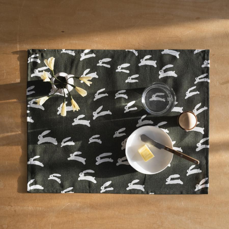 ファインリトルデイ 生地 布 MOGU TAKAHASHI ラビット ダーク