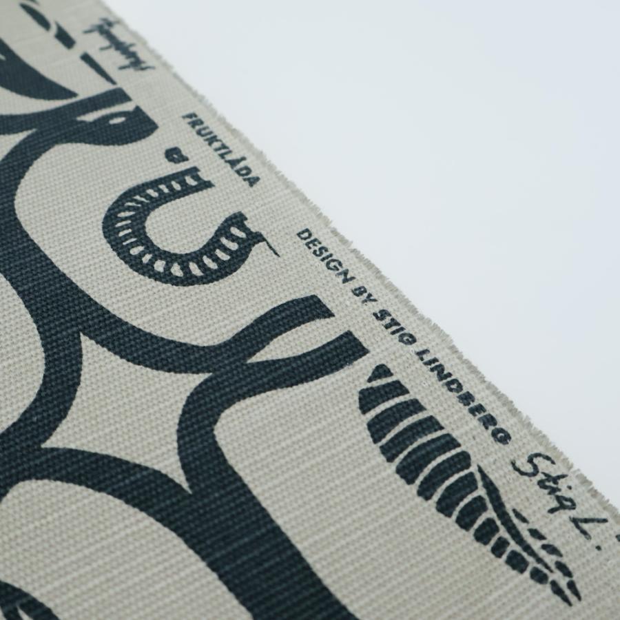 ユンバリ 生地 布 Fruktlada フルーツボックス グレー 10cm単位 切売 Ljungbergs 北欧 スティグ リンドベリ |  | 04