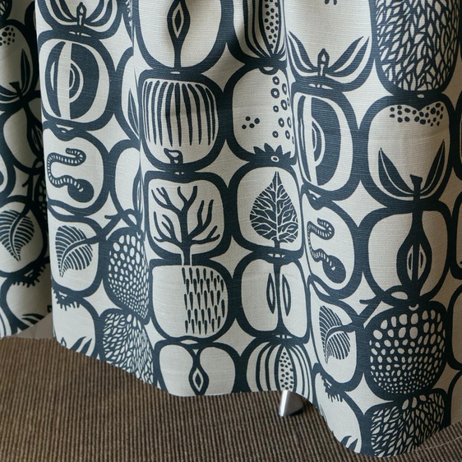 ユンバリ 生地 布 Fruktlada フルーツボックス グレー 10cm単位 切売 Ljungbergs 北欧 スティグ リンドベリ |  | 07