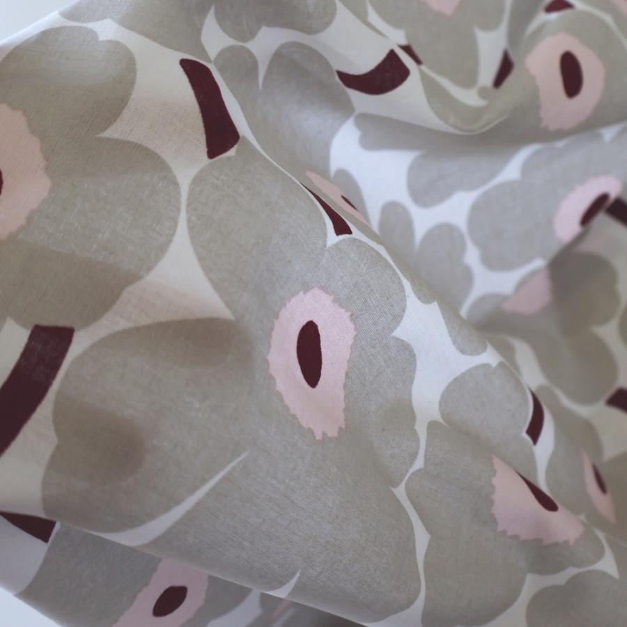 marimekko マリメッコ 生地 ミニウニッコ ライトグレー ピンク marimekko マリメッコ 生地 ミニウニッコ ライトグレー ピンク