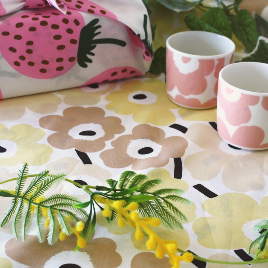 marimekko マリメッコ 生地 ミニウニッコ ベージュ イエロー marimekko マリメッコ 生地 ミニウニッコ ベージュ イエロー