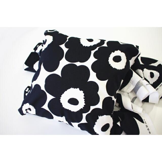 marimekko（マリメッコ） 生地 ピエニ ウニッコ 黒 ブラック 巾145cm