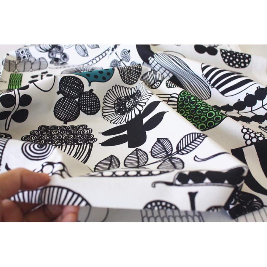 marimekko（マリメッコ） 生地 プータルフリン パルハート グレー No