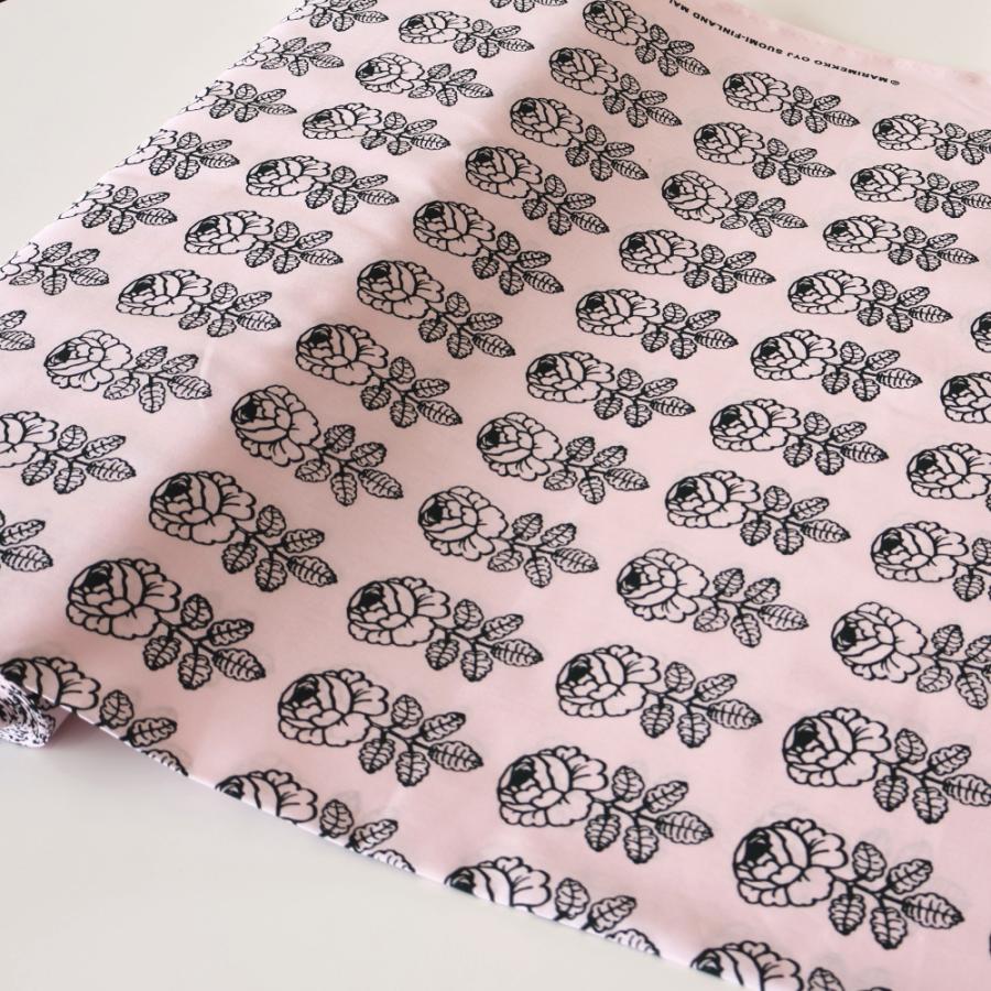 マリメッコ　PVC生地　V I H K I R U U S U 日本限定】Vihkiruusu コットンファブリック | コットン