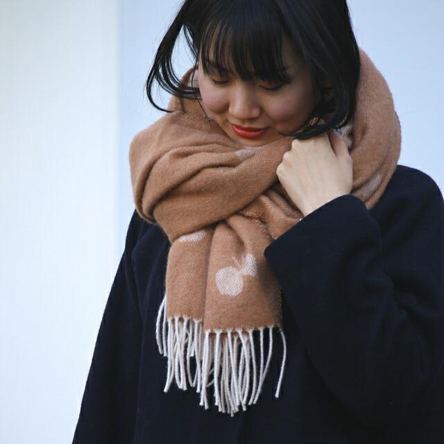 ミナペルホネン　KLIPPAN ウール花柄ストール ネイビー ミナペルホネン KLIPPAN ウール花柄ストール ネイビー ミナペルホネン