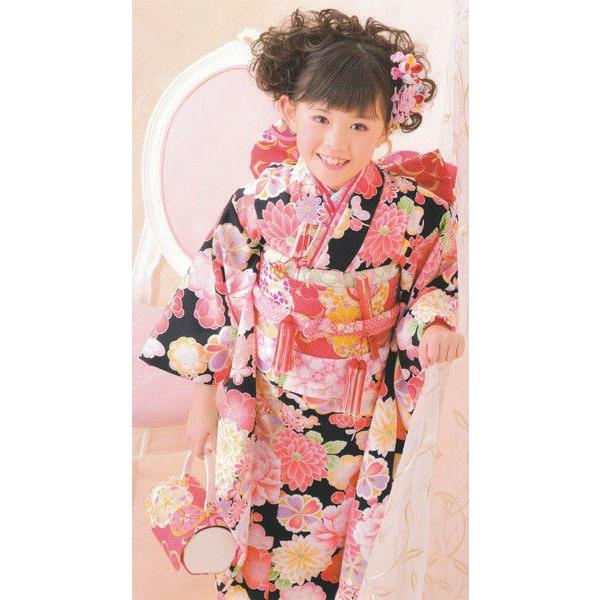 七五三着物　女の子四ッ身 七歳　黒色地　花柄　ポリエステル　子供着物　日本製