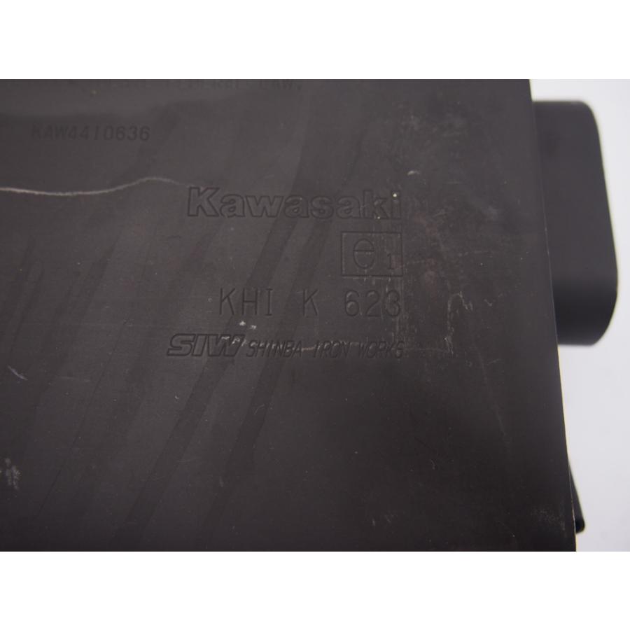 ZX-6R.13-17純正サイレンサー.マフラーK623刻印ベースにどうぞ ZX-6R.13-17純正サイレンサー.マフラーK623刻印ベースにどうぞ