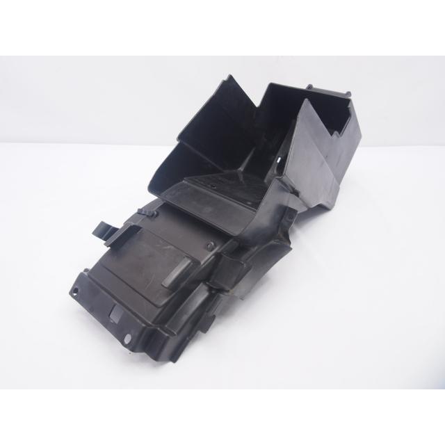 割れ無!ZRX400.ZR400E.純正リアフェンダー.後ろフェンダー 割れ無!ZRX400.ZR400E.純正リアフェンダー.後ろフェンダー