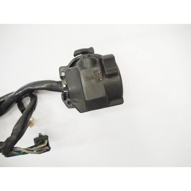 CB750F純正ハンドルスイッチ左スイッチ_FZ_FZ_FB_FC_RC04_部品 CB750F純正ハンドルスイッチ左スイッチ_FZ_FZ_FB_FC_RC04_部品