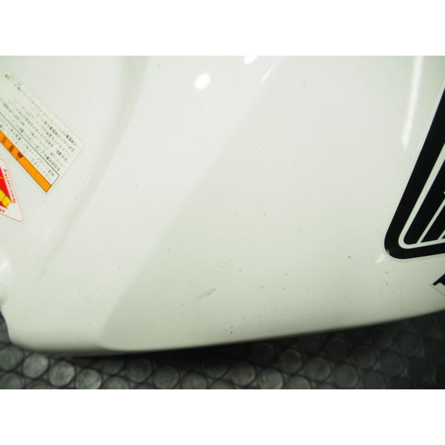 ベースにオススメ!CBR1000RR.SC57.04-07年.純正タンクカバー ベースにオススメ!CBR1000RR.SC57.04-07年.純正タンクカバー