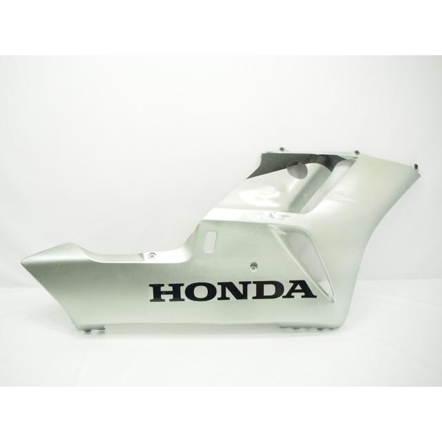 割れ無し!!CBR1000RR.SC57.前期型.04-05年.純正アンダーカウル右 割れ無し!!CBR1000RR.SC57.前期型.04-05年.純正アンダーカウル右