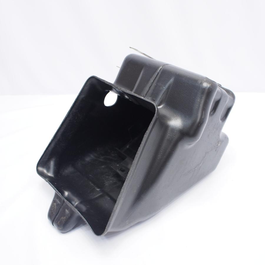 CBR400 中古メーター部　ハーネス　バッテリーケース　割れ･傷･汚れ他ありあり 割れ無!CB400SF.NC31.純正バッテリーボックス.バッテリーケース.MY9