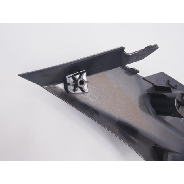 ベースにおすすめ GSX1300R隼 GX72A 08年- 純正サイドカウル左アンダー