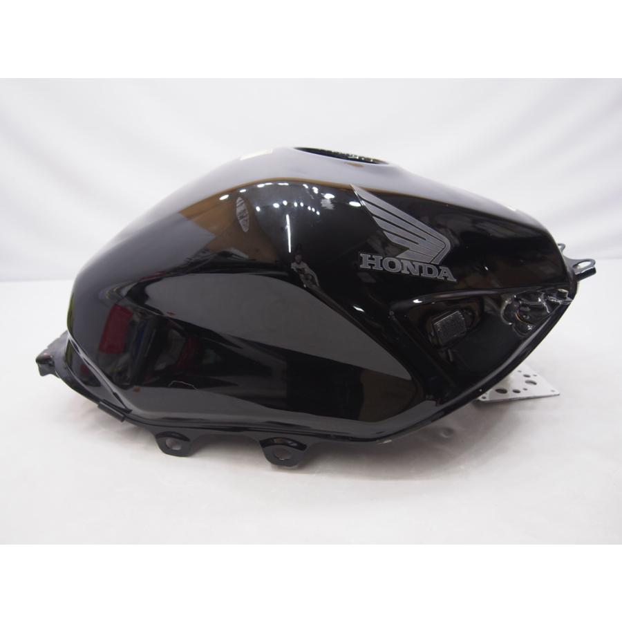 CBR400R純正ガソリンタンク.燃料タンクNC47ベースにどうぞ : 壱 CBR400R純正ガソリンタンク.燃料タンクNC47ベースにどうぞ : 壱