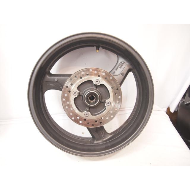 VTR1000Fリアホイール ブレ無しメンテ用に。17X5.50J 72R刻印 SC36 