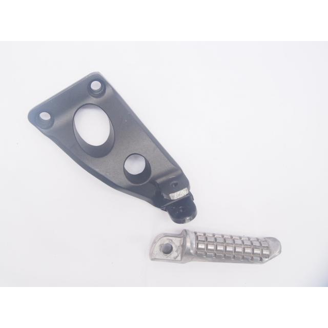 まだまだ使えます ZRX1200ダエグ ZRT20D 純正タンデムステップホルダー