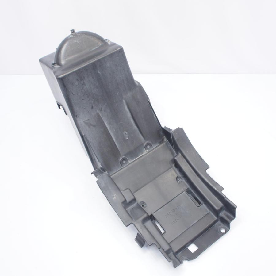 まだまだ使える! ZRX400 ZR400E 純正インナーリアフェンダー まだまだ使える! ZRX400 ZR400E 純正インナーリアフェンダー