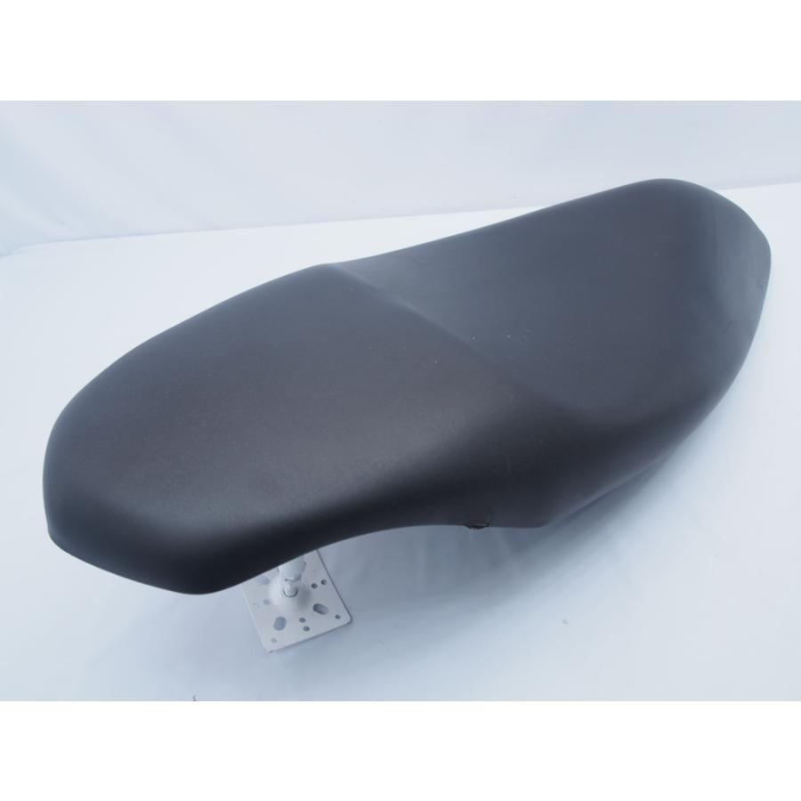 取り付けOK!! N-MAX SE86J 2DP 純正シート メインシート