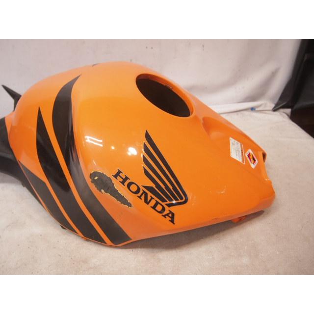 CBR1000RR純正タンクカバー 割れなし交換 仕上げ用に。SC57 CBR1000RR純正タンクカバー 割れなし交換 仕上げ用に。SC57