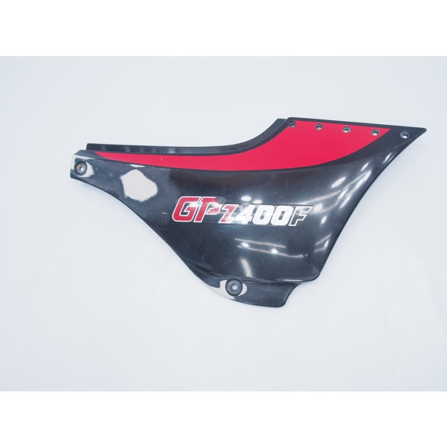 まだまだ使えます GPZ400F ZX400A 純正サイドカバー右 サイドカウル 