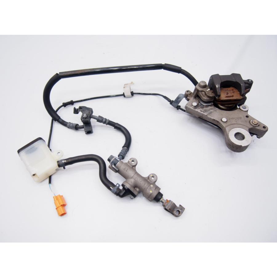 cbr250r 純正ブレーキマスター キャリパー mc41 CBR250R純正リアブレーキsetマスター.キャリパーMC41センサー付き.お