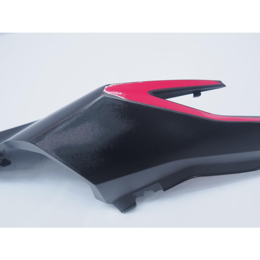 割れなし! CBR250RR MC51 17年- 純正シートカウル右 テール 割れなし! CBR250RR MC51 17年- 純正シートカウル右 テール