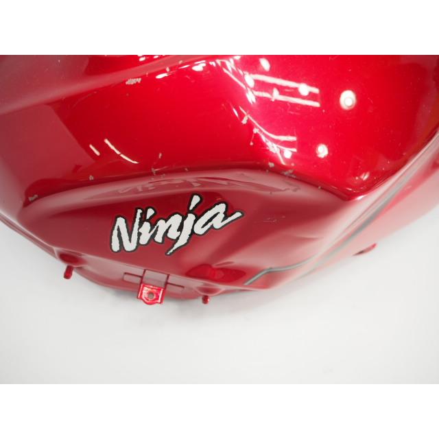 ニンジャ250純正ガソリンタンク燃料タンク フューエルタンク 穴 ニンジャ250純正ガソリンタンク燃料タンク フューエルタンク 穴