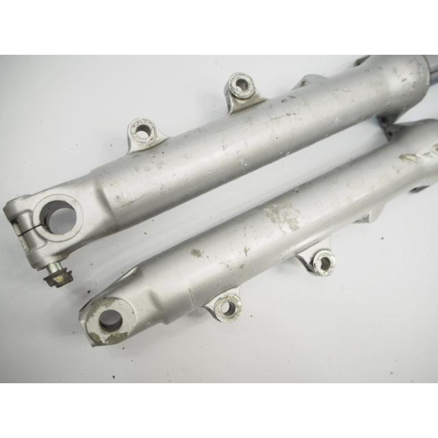 GSX-R400純正フロントフォーク左右フォーク GSXR400 S257 GK73A GSX-R400純正フロントフォーク左右フォーク GSXR400 S257 GK73A