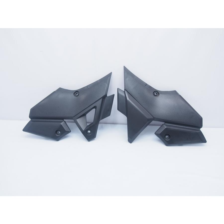 補修ベースにVストローム250 DS11A 純正サイドカバー左右 サイドカウル