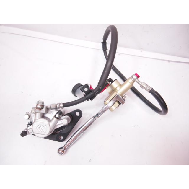 YB125SPフロントブレーキ 抜けで補修ベースに。キャリパー 社外