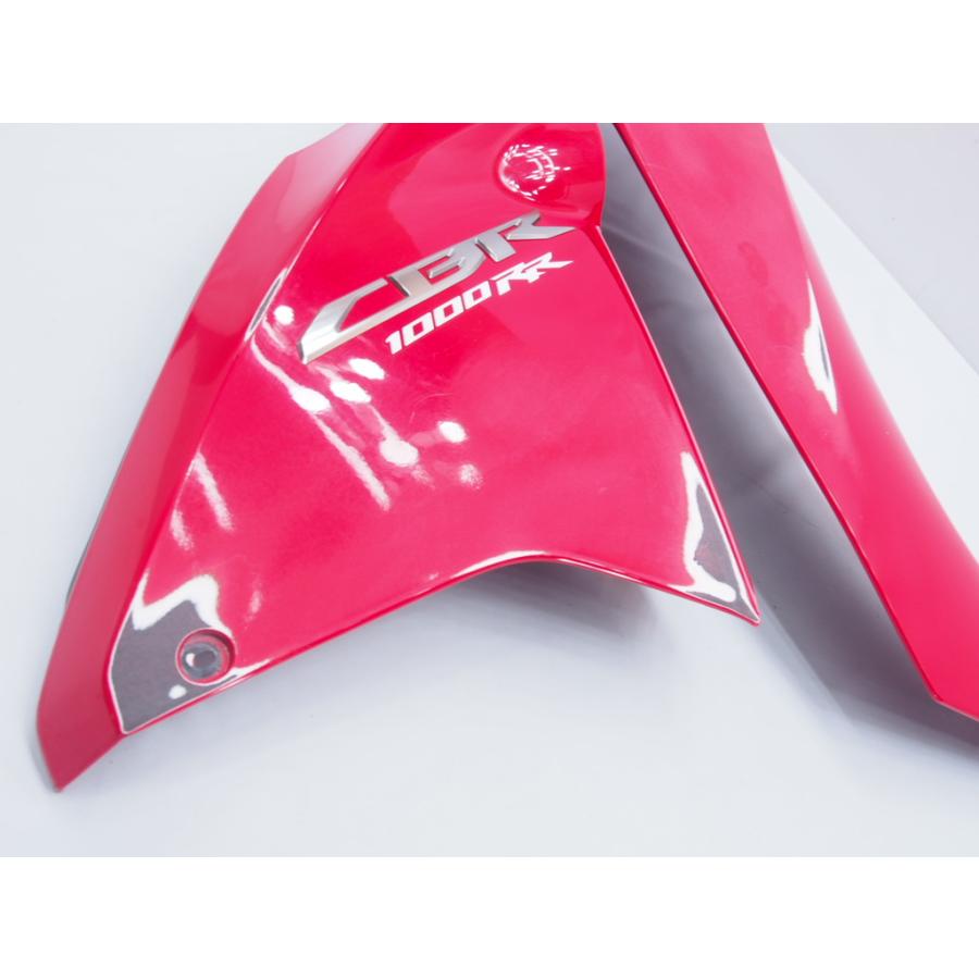 割れ無! CBR1000RR SC59 後期型 12-16年 純正サイドカウル右 割れ無! CBR1000RR SC59 後期型 12-16年 純正サイドカウル右
