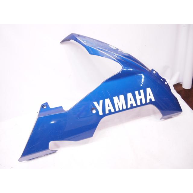 YZF-R1純正アンダーカウル右 ガリ傷ですが、脱落はなし仕上げに 04〜06 