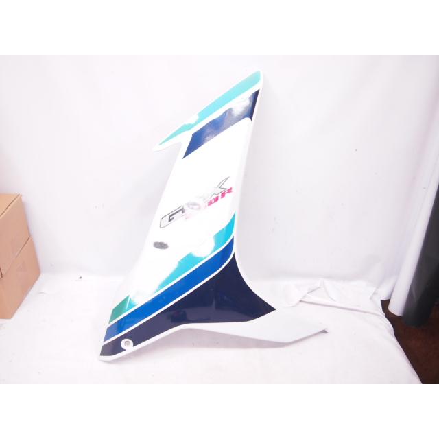 GSX250R純正アンダーカウル右 割れ無し仕上げ用に。20K刻印 サイド