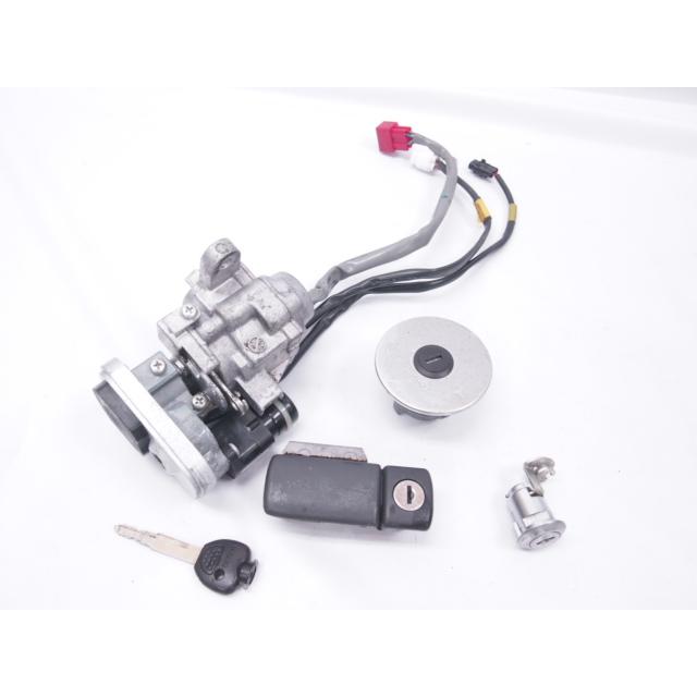 マグザム250純正キーセット 実働外し交換用に SG21J メインキー タンク