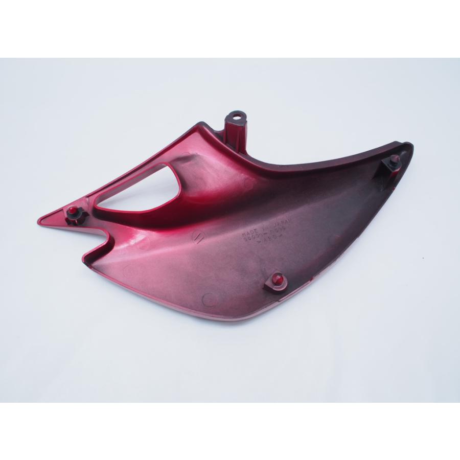 カワサキ（Kawasaki） バリオスII サイドカバー 左 赤 36001-1578 純正