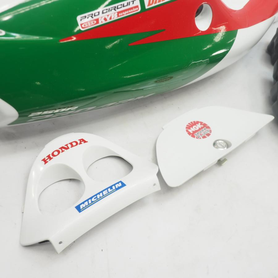 NSR250R 純正テールカウル センターカウル ツールボックス MC28 NSR250R 純正テールカウル センターカウル ツールボックス MC28