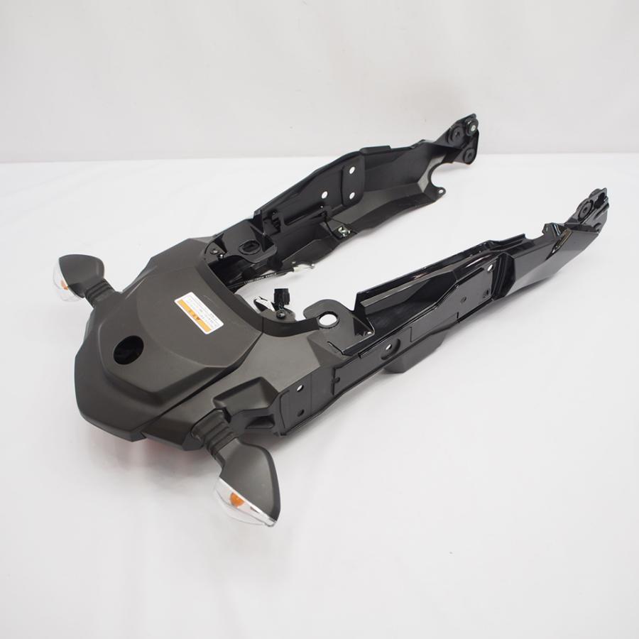  R100RS 純正　シートカウル　テールランプ　ウインカー Vストローム250 LC6DS12E201100 純正シートカウル テールカウル