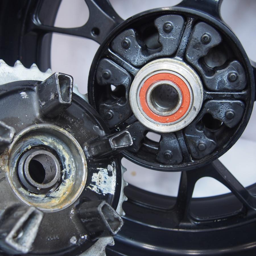 ZZR1400純正リアホイール6.00×17J振れなしZXT40Cタイヤ溝ありZX ZZR1400純正リアホイール6.00×17J振れなしZXT40Cタイヤ溝ありZX
