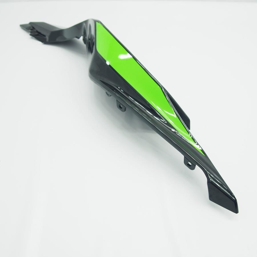 ニンジャ ZX-25R ZX250E 20年- 純正シートカウル右 テールカウル