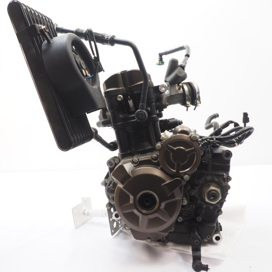 ジクサーSF 250 ED22Y-100xxx GSX250FRLM3エンジン EJA1-176xxx ミッションOK シリンダー ピストン GIXXER GSX250の画像