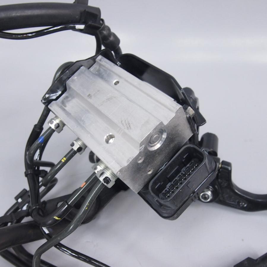ジクサーSF250 ED22B純正フロントブレーキキャリパーBYBRE前60mm後リア