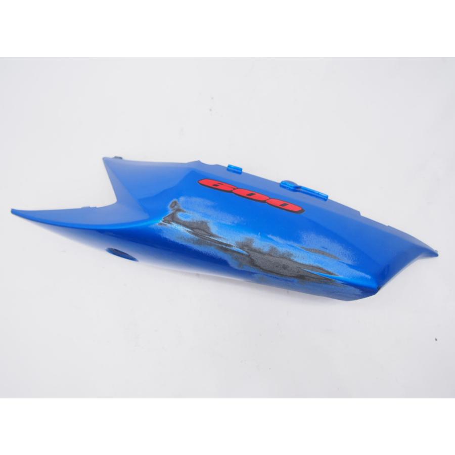 GSX-R600純正シートカウル.テールカウル.左K8割れなしベースにどうぞ