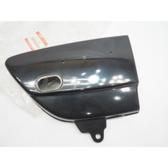 当時の未使用.GT380.純正サイドカバー.右.サンパチ.B3〜.GT550 当時の未使用.GT380.純正サイドカバー.右.サンパチ.B3〜.GT550
