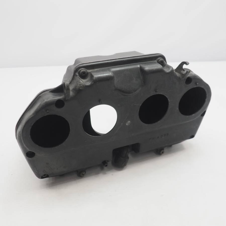 ゼファーχ 純正エアクリーナーボックス エアクリ ZR400C KHI A ゼファーχ 純正エアクリーナーボックス エアクリ ZR400C KHI A