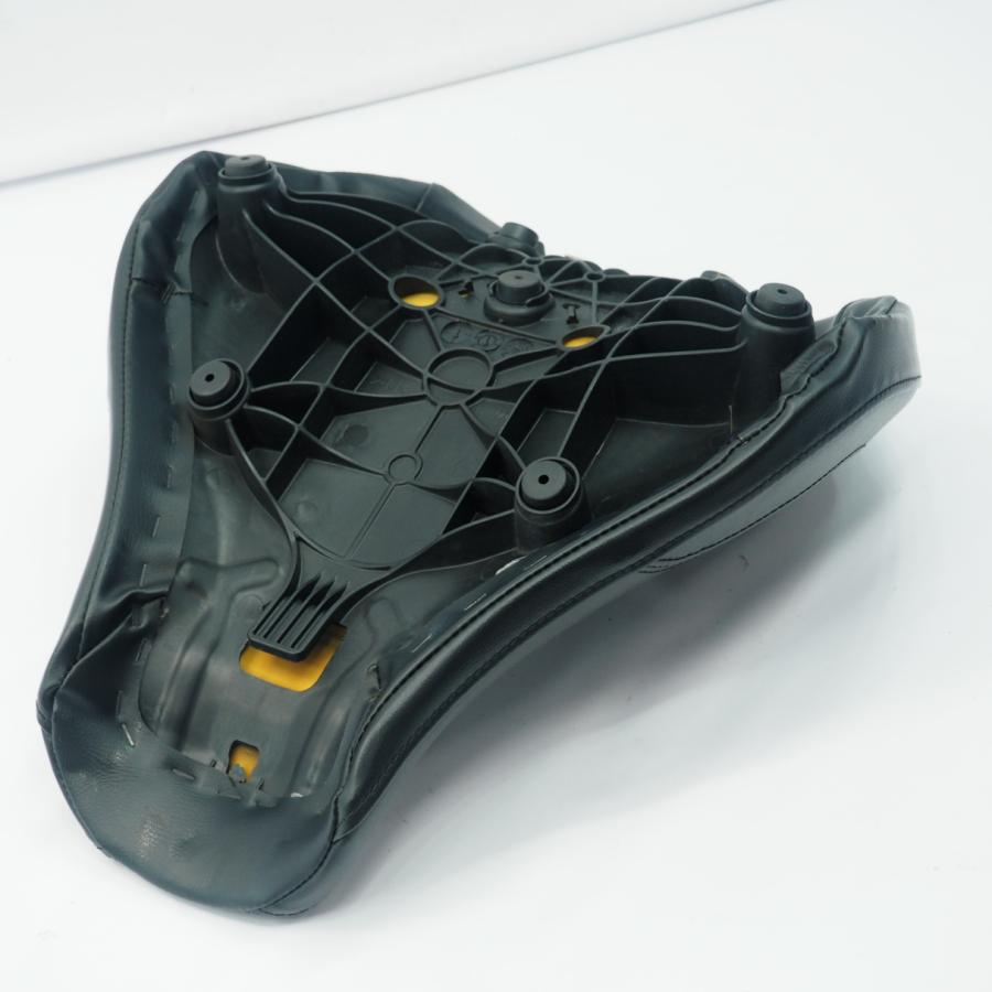 ハーレー　エボリューション　ファットボーイ　純正シート ハーレー EVO FLSTFファットボーイ 純正シート 1340フロント