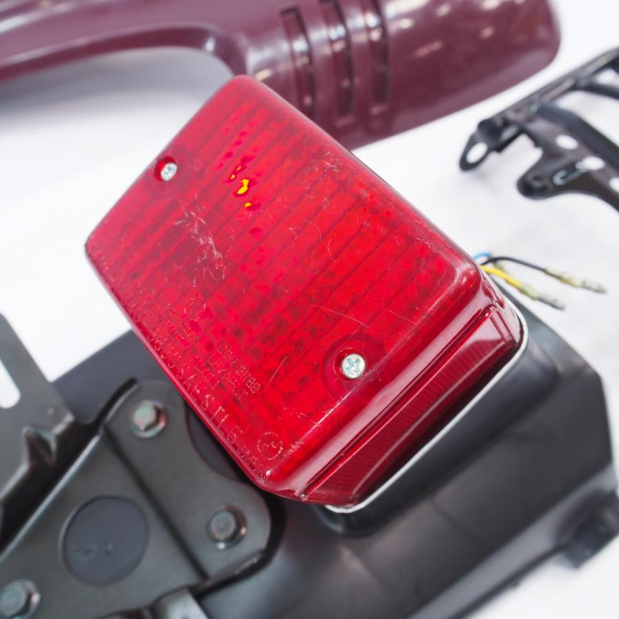 TW200 2JL純正テールカウル リアフェンダー シートレール TW200 2JL純正テールカウル リアフェンダー シートレール