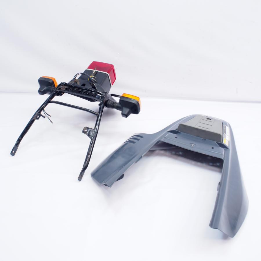 TW200 DG07J純正テールランプ テールカウル シートカウル リア TW200 DG07J純正テールランプ テールカウル シートカウル リア