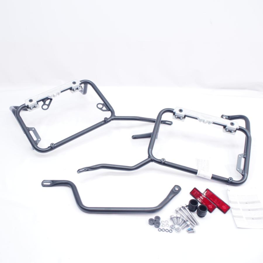 トライアンフ タイガー800純正オプション パニアケース フィッティング  