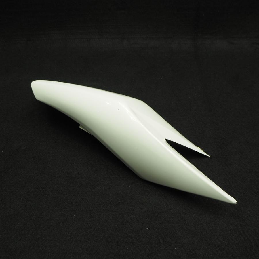 割れ無! GSX-R750 K8 K9 L0 08-10年 純正シートカウル右 テール