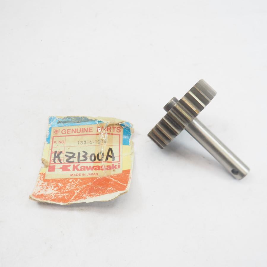 未使用 KZ1300 オイルポンプギア KZ1300A1 Z1300 ZG1300 13216-1018